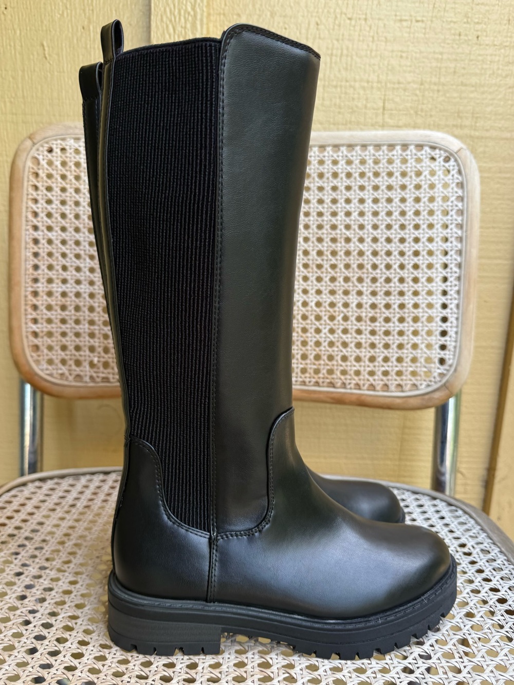 Wonder Nation Girls Size 1 Black Tall Chelsea Riding Boots Knee High Lug Sole